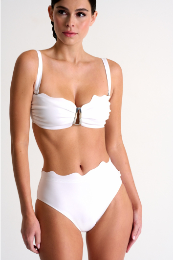 Bas de bikini à taille mi-haute