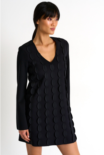 Robe à détails festonnés