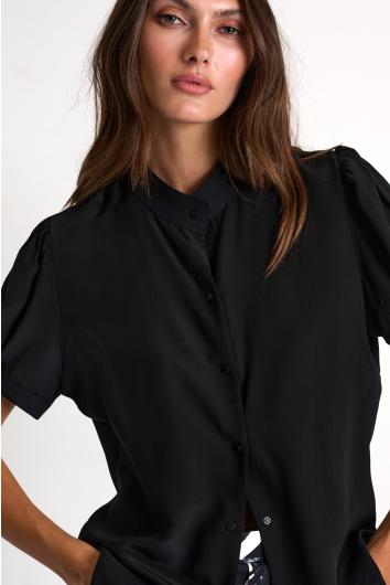 Chemisier manches courtes en lycra