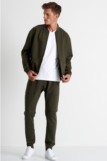 Pantalon cargo moderne en jersey 3D