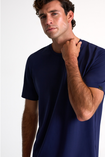 Microfiber crew neck t-shirt