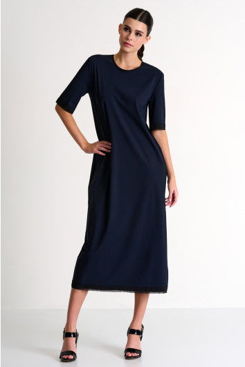 Round-neck maxi dress