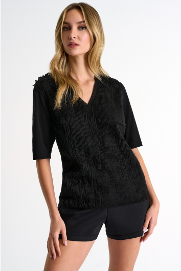 Short sleeve V neck top