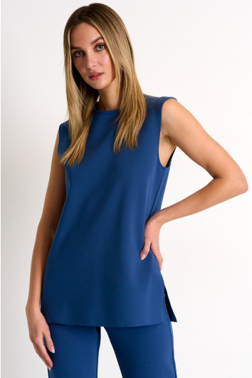 Elegant sleeveless top