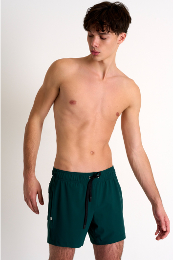Classic fit, stretch and quick dry swim trunks