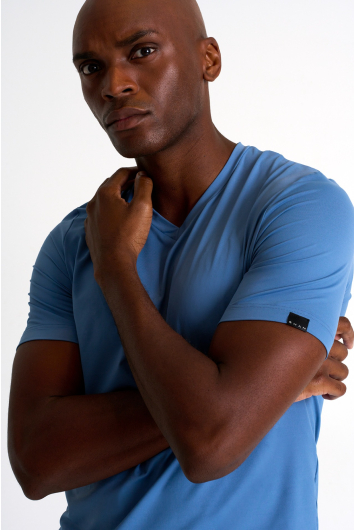 Microfiber v-neck t-shirt