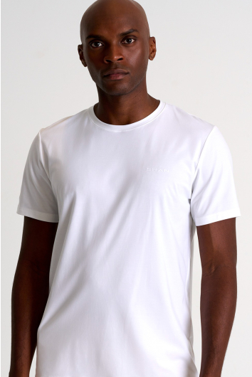 Short sleeve t-shirt with SHAN logo