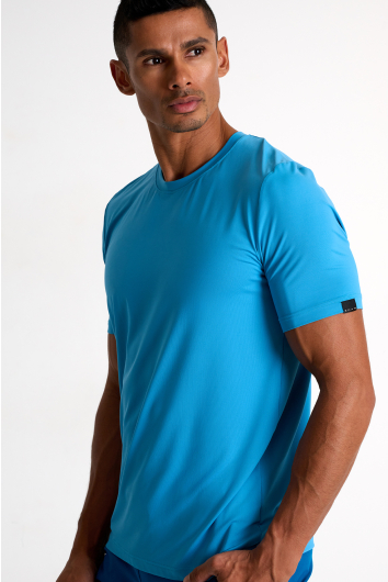 Microfiber crew neck t-shirt