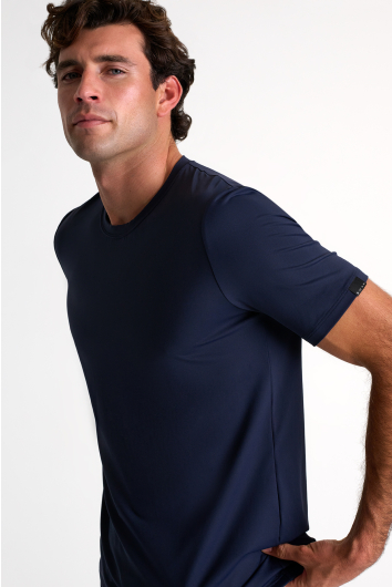 Microfiber crew neck t-shirt