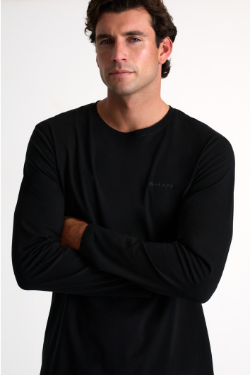 Long sleeve t-shirt with SHAN logo